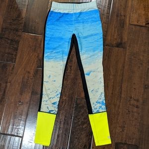 Forever 21 Ocean Leggings